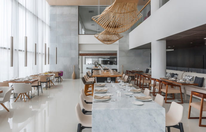 Le Gallery Cafe, à l’image de l’hôtel, offre des prix démocratiques.