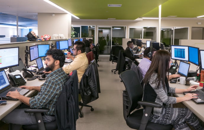 Keith Klain est le cofondateur de l’entreprise de conseil Doran Jones, une start-up installée dans Mott Haven qui embauche des personnes sans qualifications en partenariat avec le centre social Per Scholas.