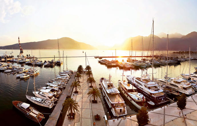 La marina de Porto Montenegro peut accueillir des mégayachts dépassant les 30 mètres de long.