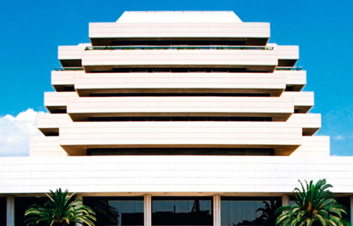 Construit par la fondation Aristote Onassis, l’hôpital de chirurgie cardiaque est le plus performant des Balkans.
