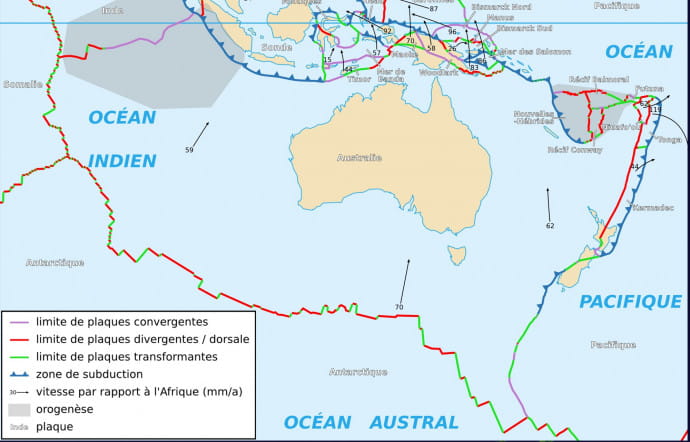 La vitesse de la plaque indo-australienne, par rapport à la plaque africaine : entre 6 et 7 centimètres de plus par an !