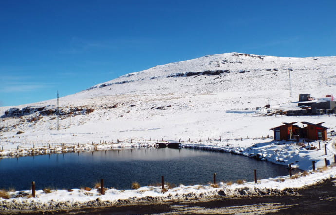 Pourquoi aller skier au Lesotho ? L’aventure…