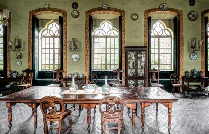 Salle à manger de la magnifique demeure de la famille Figueiredo, désormais ouverte au public, dans le village de Loutolim. Un surprenant mélange de styles et une riche histoire.