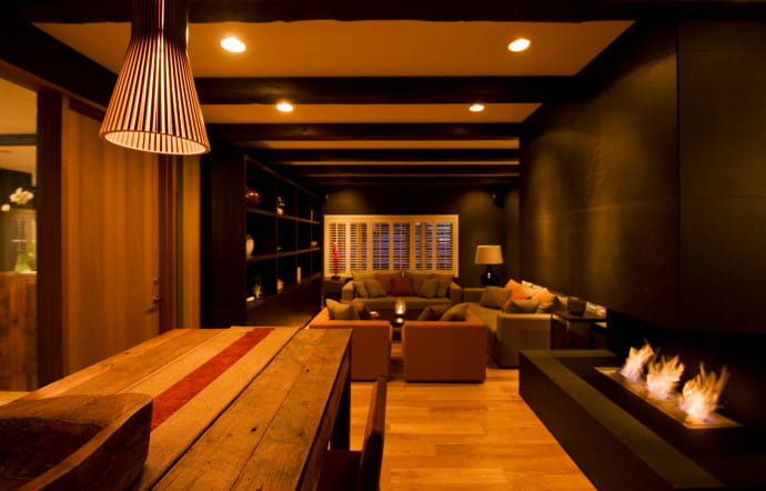 Ambiance cozy et design dans un refuge à la tranquillité toute nippone.