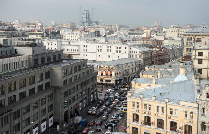 La rue Neglinnaïa, dans le quartier de Bolchoï.