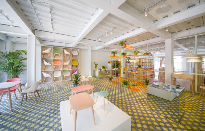 Pinwu a initié en 2015, avec le soutien du district de Yuhang, le passionnant projet « From Yuhang Rong Design Library », une bibliothèque de matériaux locaux, intégrant également un espace d’exposition, une boutique et un programme de résidences pour designers.