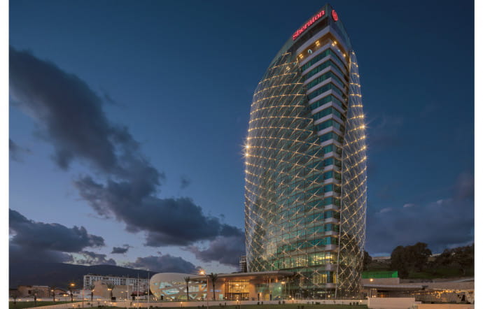La construction du Sheraton a considérablement transformé la skyline de la cité algérienne.
