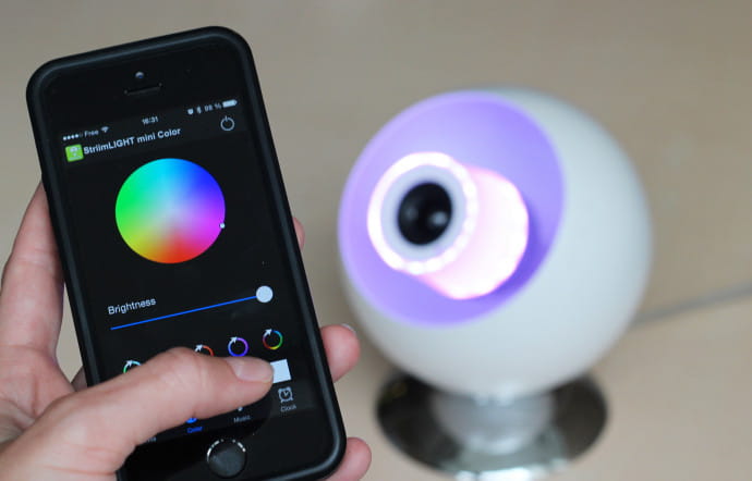 Awox StriimLight Color BT, 99 € pièce.