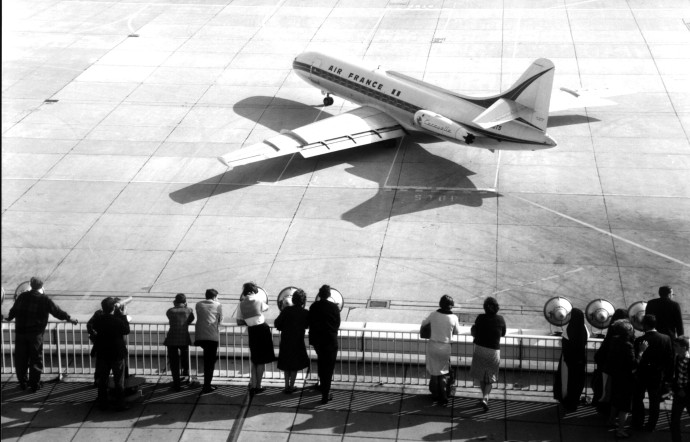 Lors de son inauguration, en 1961, l’aéroport Paris-Orly symbolisait le redressement national et préfigurait un futur mondial et rayonnant.