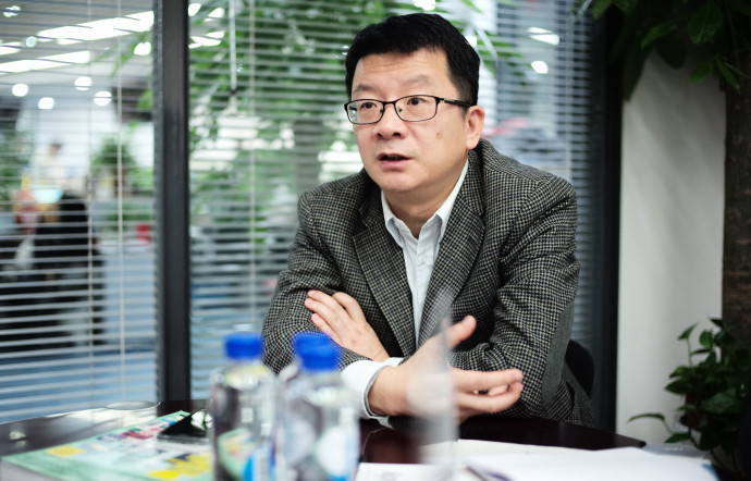 Zhou Jiangong, président et rédacteur en chef du quotidien.
