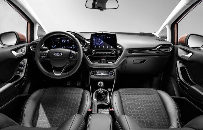Les lignes fluides de l’habitacle de la nouvelle Ford Fiesta Titanium.