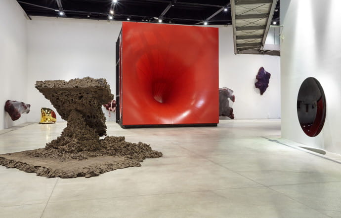 « Sectional Body Preparing For Monadic Singularity », Anish Kapoor, 2015.