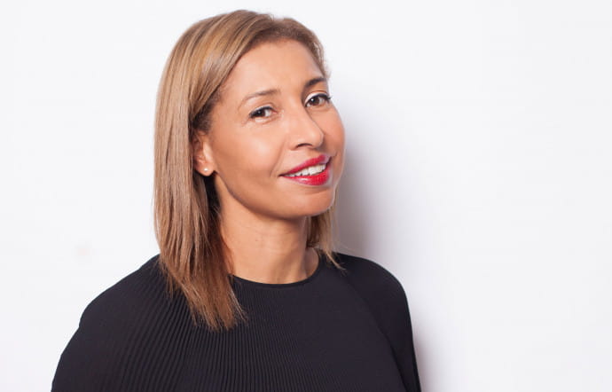 Marie-Ann Yemsi a fondé agent créatif(s), un atelier de conseil et de production culturelle orienté vers la promotion des artistes du continent africain.