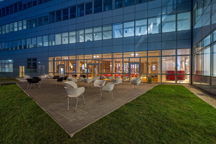 Terrasse du siège social ADP.