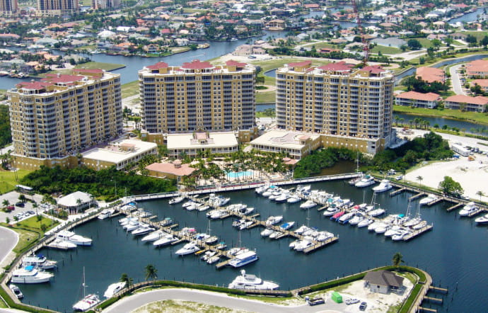 Vue aérienne de Cape Coral, Floride.