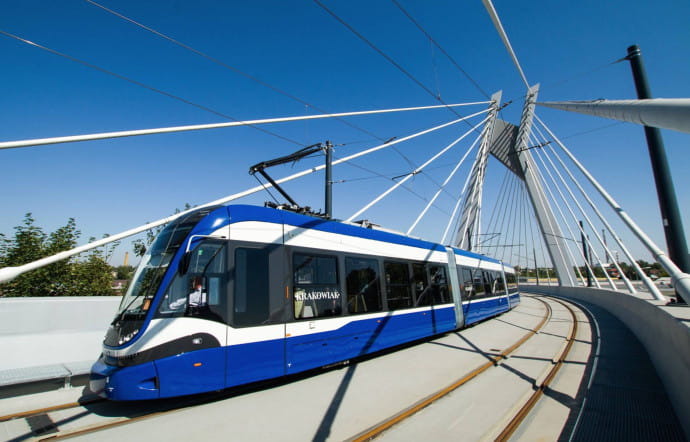 Les trams Pesa ont tous le nom d’un style de musique, ici le Twist.