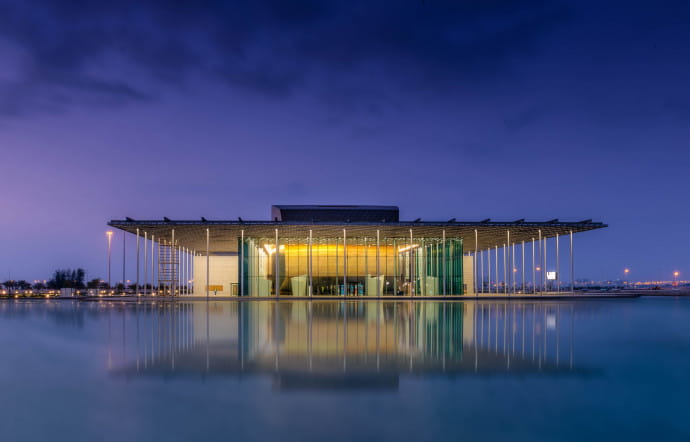 Le Théâtre National de Bahreïn, inauguré en 2012 et nouveau hub culturel du pays.