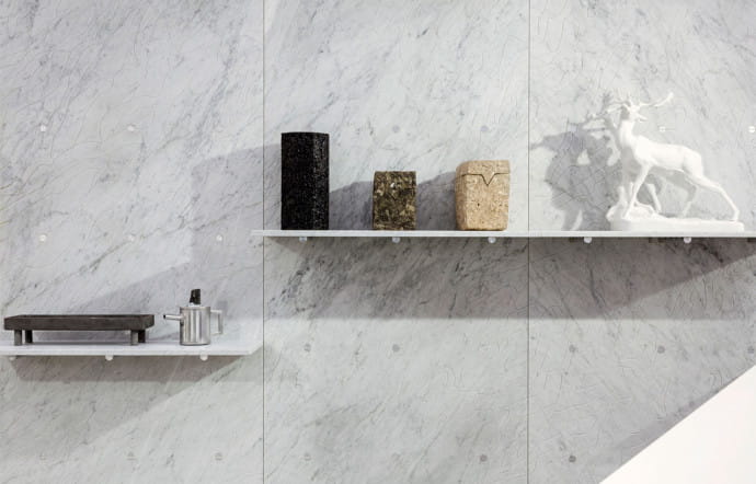 Objets en bitume « Black Gold », design Quintus Kropholler.