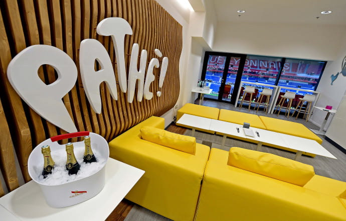 La loge Pathé du parc OL.