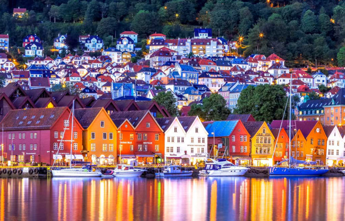 Bergen, la ville où l'on chante sous la pluie