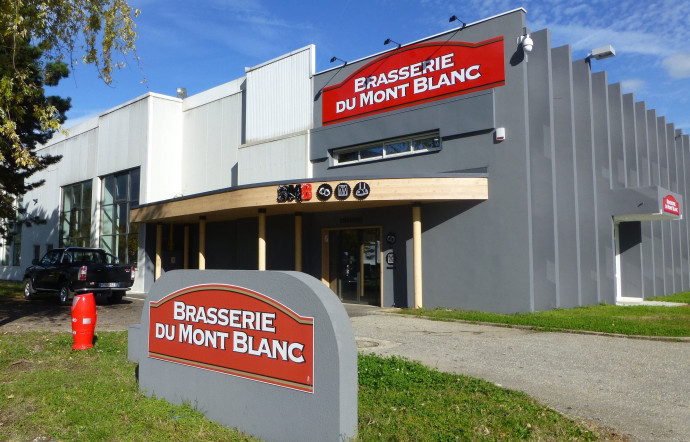 La France compte 900 brasseries dont la production dynamise un marché en recul depuis trente ans. Ici, La Brasserie du Mont Blanc.
