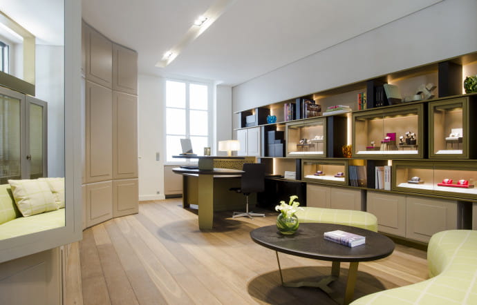 La cabinet d’architecture Cazes-Conquet (CA&CO) a conçu ce point de vente comme un « salon contemporain décontracté ».