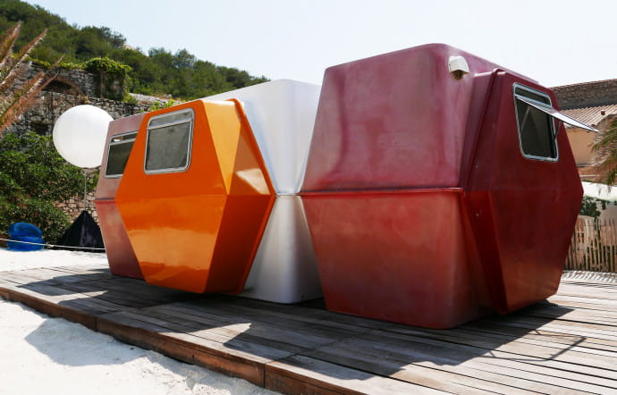 Hexacube par Georges Candilis.