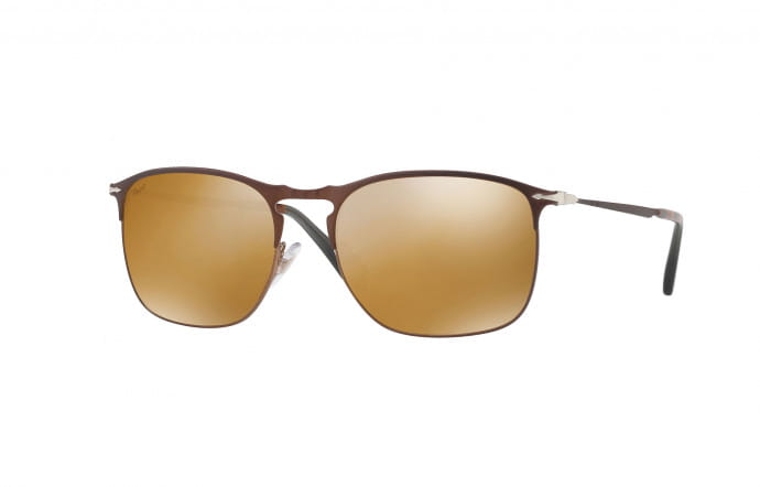 Persol, 230 €.