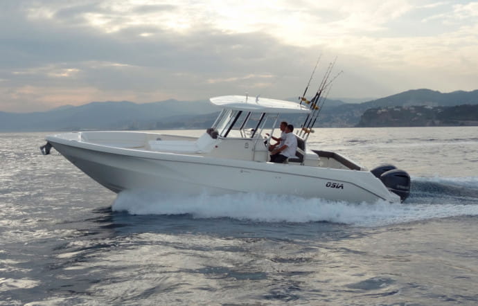 Capelli Osia 315, le plus mode des bateaux.