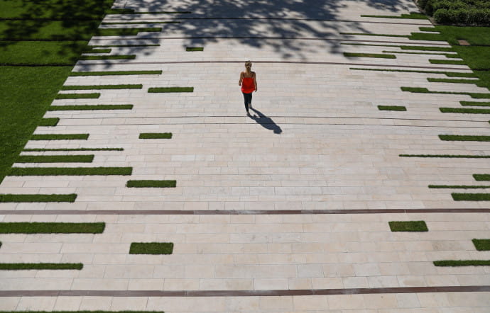 Lignes pures et mélange nature/architecture, au cœur du projet de l’architecte Fabien Pédelaborde.