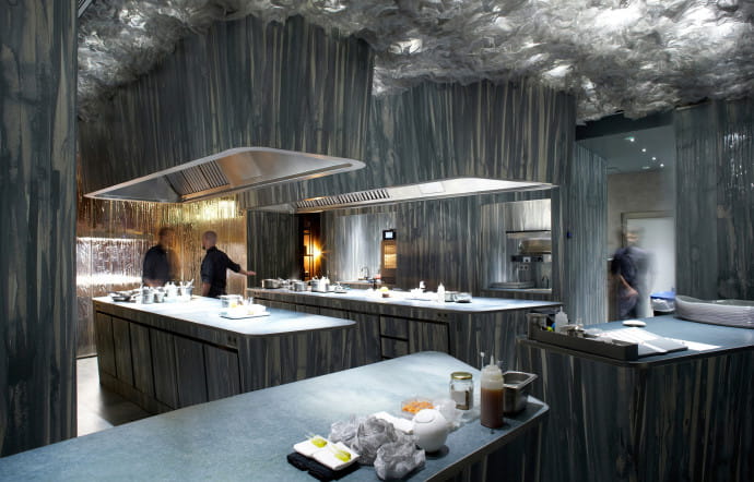 Dans un espace pluridisciplinaire, Enigma est le nouveau trésor de la cuisine créative signée par Albert Adrià.