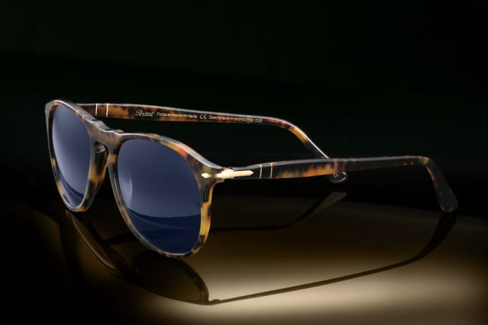 La 9649 SG est éditée à 200 exemplaires pour le centenaire de Persol.