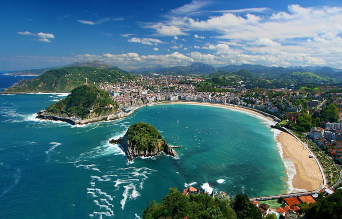 Bourgeoise et assez conservatrice, San Sebastián cherche à attirer les jeunes pour développer son économie.