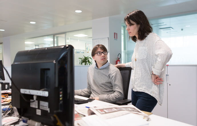 La salle de rédaction, au siège du journal.