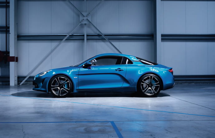 L’ Alpine A110 était très attendue, et elle ne déçoit pas ! La preuve, tous les carnets de commandes sont remplis !