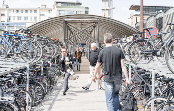 La ville compte de nombreux garages à vélos XXL.