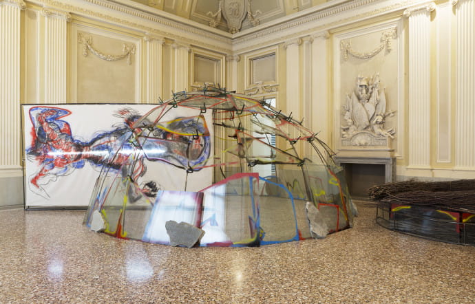 Installation de Mario Merz au Castello de Rivoli.