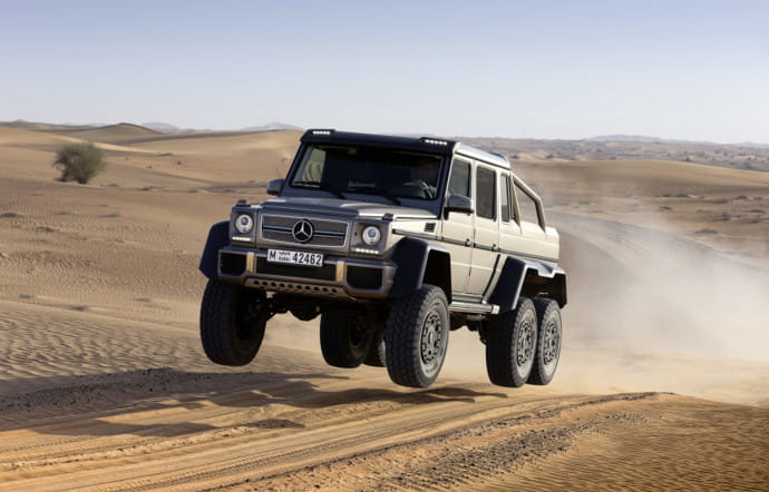 Mercedes Classe G, version six roues motrices.