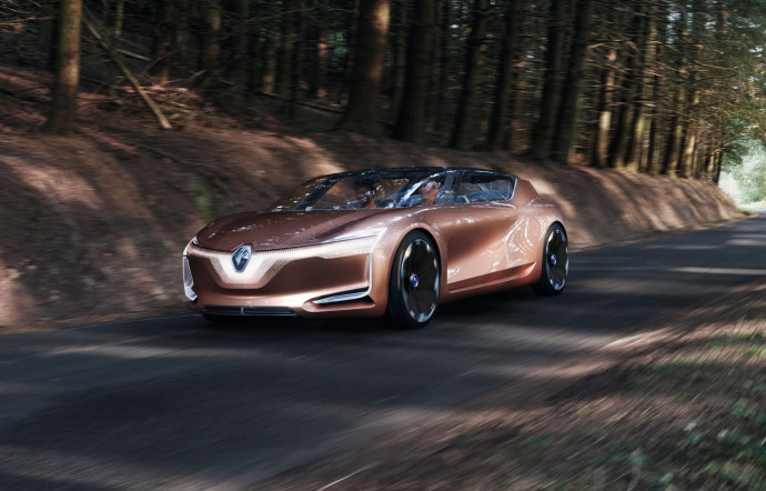 La face avant du concept-car Renault Symbioz annonce celle de la future Clio.