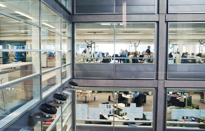 Le siège de l’Aftenposten, premier quotidien de référence norvégien, est situé dans le centre d’Oslo, à deux pas du siège du gouvernement et de nombreux ministères.