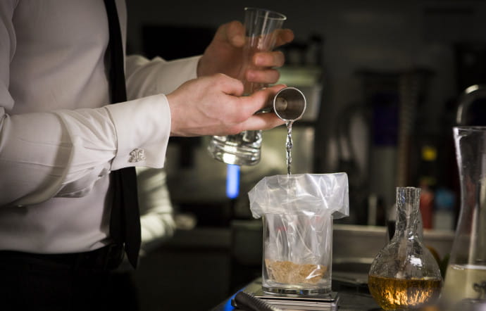 Derrière chaque cocktail il y a plusieurs mois de travail en labo.