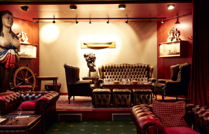 Le bar Tweed.