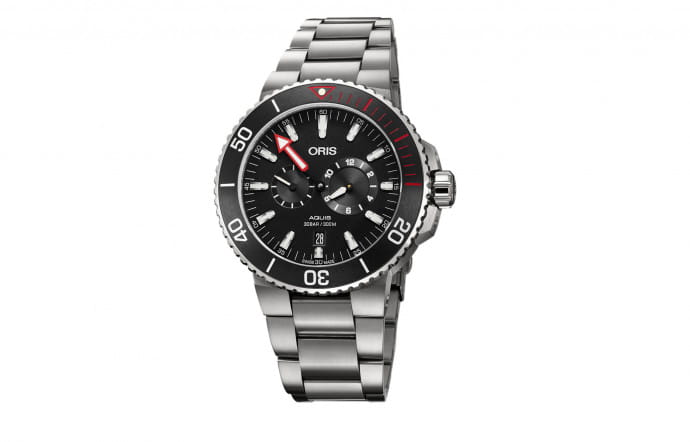 Cadran noir : Oris Aquis de Oris, 2 900 €.