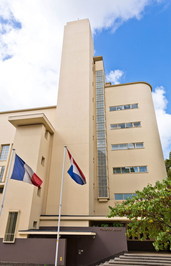 Le collège néerlandais.