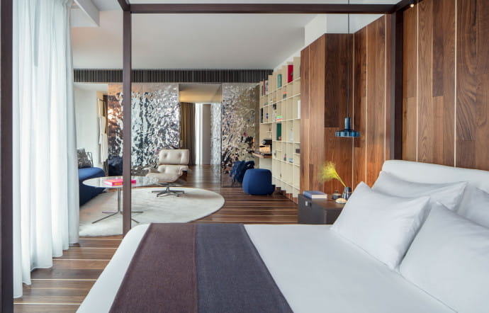 Les suites de l’hôtel Sir Joan d’Ibiza offrent un bel espace de vie.
