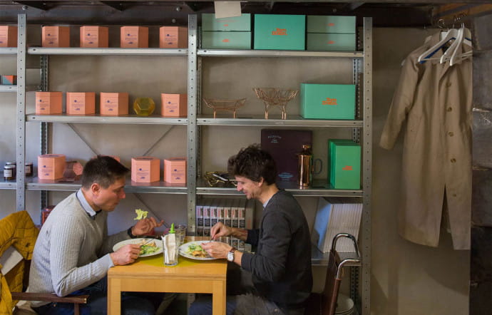 Le Bistro 19.