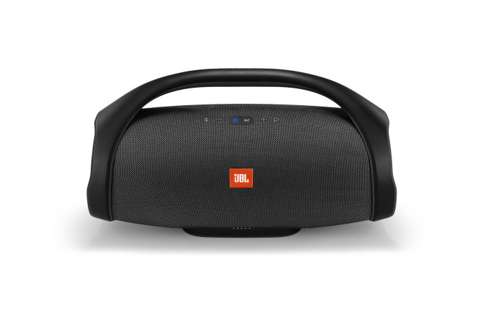 JBL Boombox, 499 €.