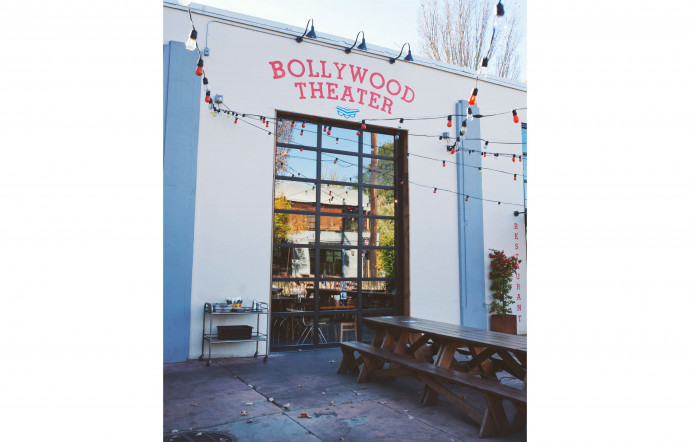 3010 Southeast Division, tél. +1 (503) 477-6699 / 2039 Northeast Alberta Street, tél. +1 (971) 200-4711, www.bollywoodtheaterpdx.com.