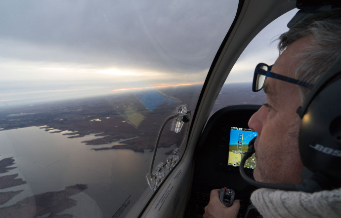 Conçu pour être facile à piloter, le Bonanza offre une excellente visibilité périphérique et reçoit une instrumentation numérique sur grand écran afin de simplifier la navigation.