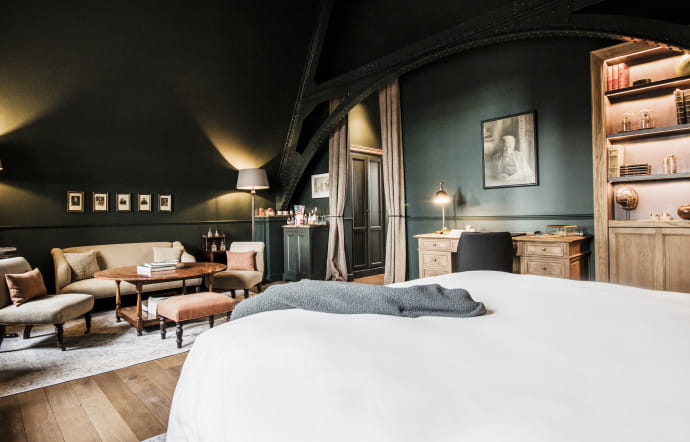1898 The Post, Gand, Belgique. Le Loft, sous les toits.